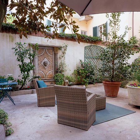 Il Cortile Di Elisa & Our Flats Bed & Breakfast Lucca Eksteriør bilde