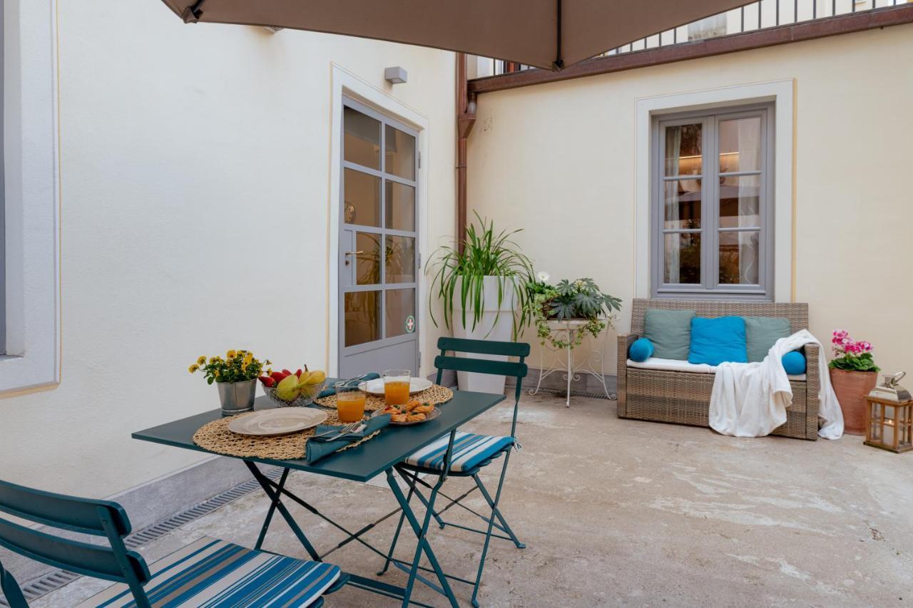 Il Cortile Di Elisa & Our Flats Bed & Breakfast Lucca Eksteriør bilde